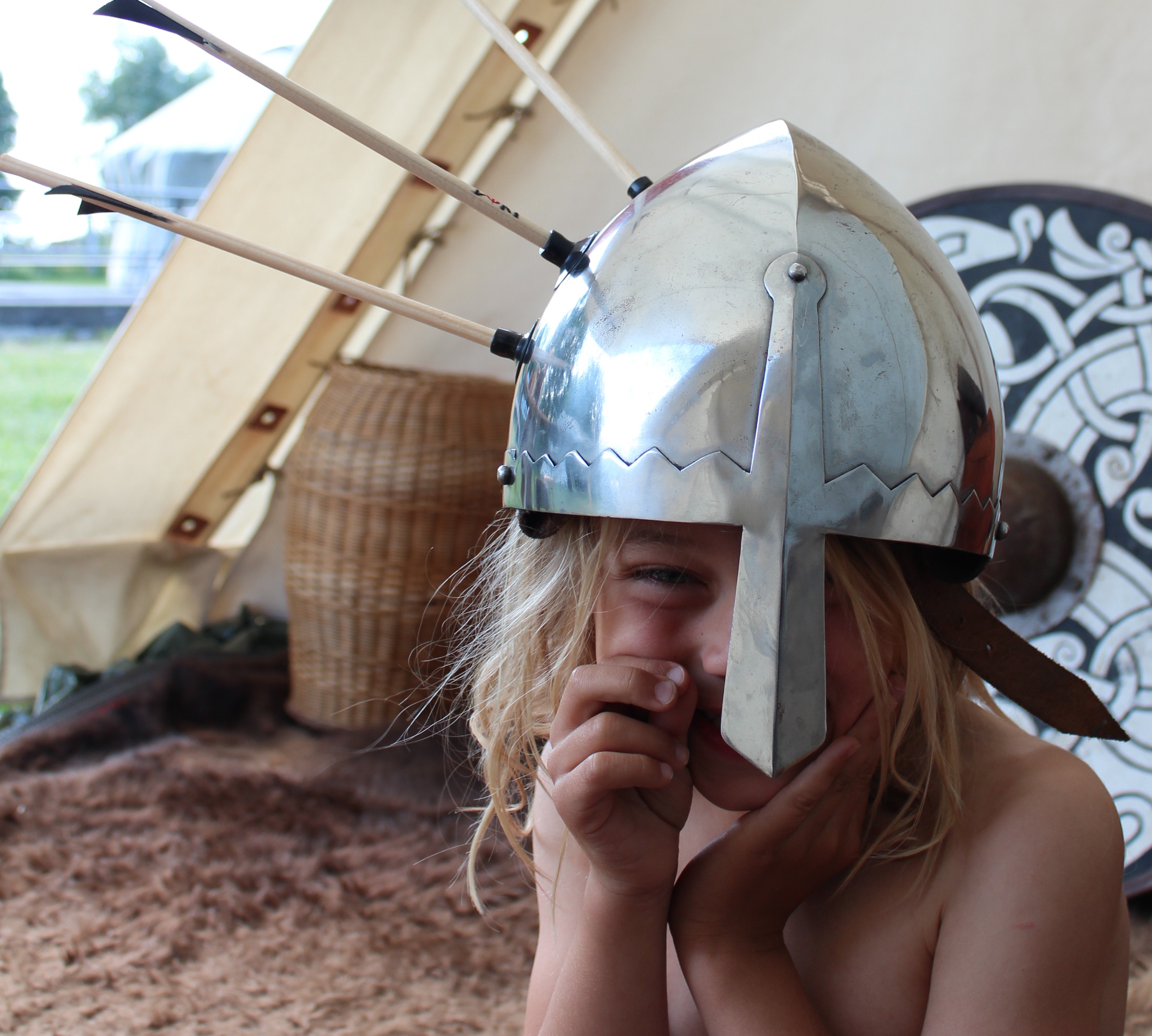 Loki, viking, vikingmarked, trelleborg, skinandbone